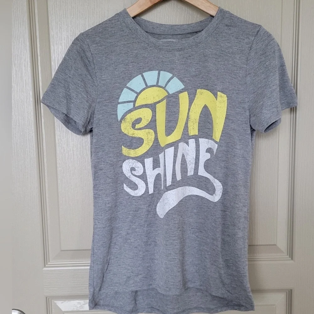 MODERN LUX Vintage-looking SUNSHINE Gray Babydoll T-shirt Top | SMALL | - Picture 2 of 3